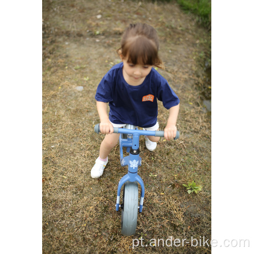 bicicleta de equilíbrio de bebê com estrutura de aço